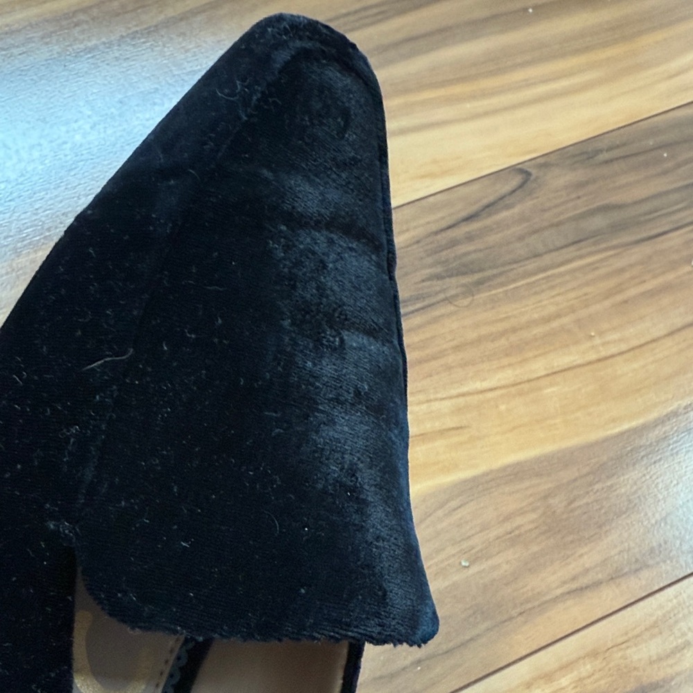 Sam Edelman Black Velvet Flats - Picture 8 of 10